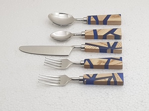 Couverts en acier inoxydable au design moderne, ensemble de couverts, couleur personnalisée, manche en bois et résine, vaisselle décorative de table, 5 pièces, ensemble de couverts - Product Image 3