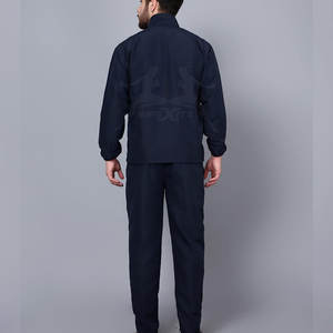 ชุดวอร์มกีฬายืดหยุ่นได้รับการออกแบบมาเพื่อความสบายและการเคลื่อนไหวชุดวอร์มกีฬาที่ทนทานพร้อมวัสดุดูดซับเหงื่อ - Product Image 2