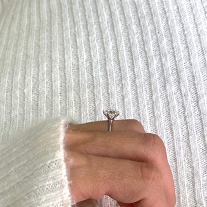 Anillo de Compromiso con Diamante Cultivado en Laboratorio de Corte Redondo de 3 Quilates, Solitario de 6 Puntas, Oro Blanco de 18k, Certificado IGI, F VVS1 VVS2 - Product Image 5