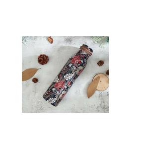 Bouteille en cuivre avec imprimé floral coloré et art en émail adapté aux amateurs de bien-être, de yoga et d'hydratation - Product Image 1