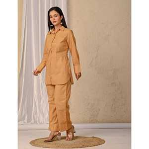 Conjunto de Dos Piezas de Algodón Estampado Barik Butti Amarillo, Talla XS/XS, con Decoración de Botones en la Parte Superior e Inferior - Product Image 5