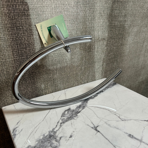 Porte-serviettes mural Diagonal Argolla DCHA en chrome poli, design moderne, accessoire de salle de bain fabriqué en Espagne - Product Image 3