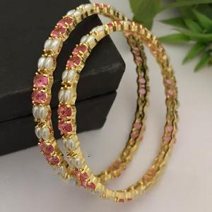 Ensemble de deux bracelets en plaqué or plaqué or de haute qualité, ensemble de véritables perles CZ, collection de vêtements de mariage ou de fonctions pour femmes et filles - Product Image 1