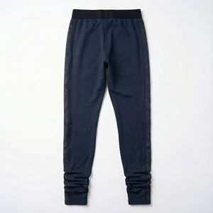 Pantalones Deportivos de Lona Azul Marino para Hombre, Personalizados, de Peso Medio, con Raya Lateral Dorada Bordada, Corte Ajustado, Estilo Jogger, Fabricante de Ropa Urbana - Product Image 2