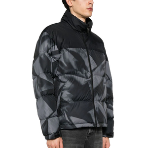 Ventes en gros de doudounes pour hommes à capuche légères et imperméables avec logo personnalisé par sublimation - Product Image 2