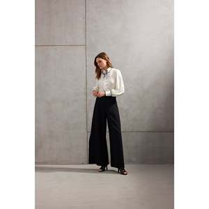 Pantalones de Mujer - ECRU - Product Image 2