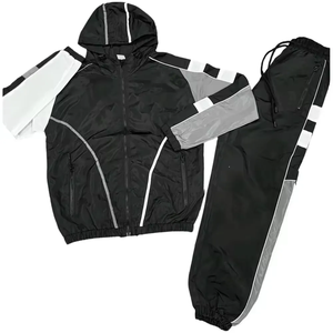 Conjunto Deportivo Personalizado para Hombre de Dos Piezas, Chaqueta Cortavientos con Capucha Transpirable y Pantalones, Sudadera, Chándal de Poliéster/Algodón Grueso con Cierre y Diseño Sólido - Product Image 1