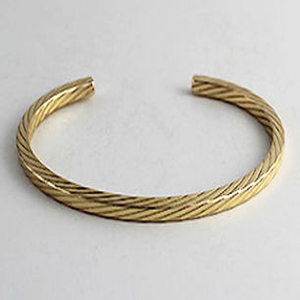 1940 californie Floral nouvel an marron martelé en relief manchette festival bracelet bijoux américain en laiton bracelet Artisan bijoux - Product Image 3