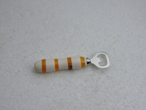 Abridor de Botellas con Mango de Resina, Herramienta de Barra Popular, Removedor de Tapas de Acero Inoxidable, Accesorio Decorativo para Bebidas para la Encimera de la Cocina - Product Image 3