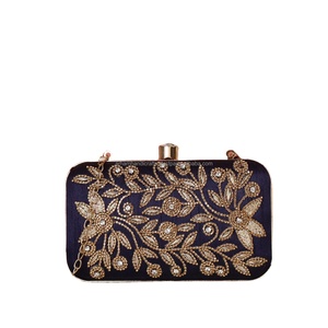 Bolso de mano con bordado hecho a mano de diseño único para mujeres y niñas, el mejor bolso de noche, superventas en Qatar Dubai de LUXURY CRAFTS - Product Image 1