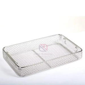 Cesta Perforada Lateral de Acero Inoxidable de Operación Manual |   Base Plana, Estándar de Seguridad, Duradera |   JI-1303 |   Certificado CE para Uso Quirúrgico 3 - Product Image 5