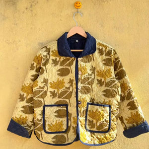 Veste en coton matelassée artisanale, veste réversible à motifs floraux, impression à la main, veste légère pour l'hiver, veste pour femmes, toutes saisons - Product Image 1