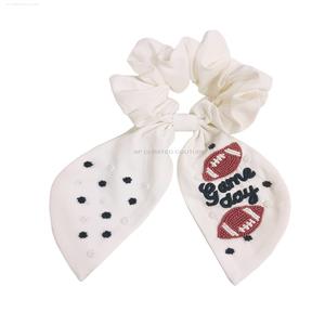 Nuevo lanzamiento AP CURATED COUTURE Scrunchies con cuentas multicolores personalizados con bordado a mano indio y cuentas de semillas para niños y niñas - Product Image 4