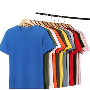 T-shirt décontracté pour homme en coton peigné respirant à manches courtes, design uni, logo personnalisé OEM imprimé, 180g - Product Image 1