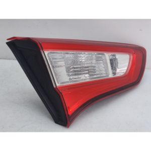 ไฟหยุดด้านหลังซ้ายรวมอยู่กับประตู TOYOTA Yaris Series 815910D600 (17>20) - Product Image 2