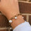 Pulsera de Cadena con Dijes de Perlas de Agua Dulce - Product Image 5