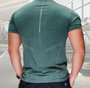 Camisas de compresión baratas para hombre para ropa de gimnasio y ropa deportiva y accesorios Venta al por mayor - Product Image 1