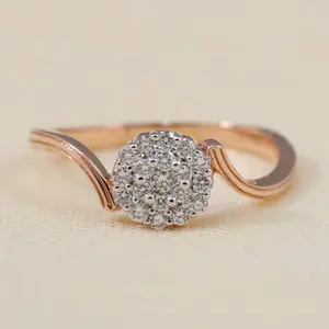 แหวนแต่งงานแบบวงแหวนเพชรคลัสเตอร์ลายดอกไม้ ดีไซน์หรูหราสำหรับเจ้าสาว - Product Image 6