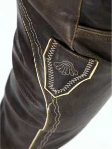 Venta al por mayor de ropa tradicional alemana Oktoberfest bávaro personalizada, pantalones cortos Lederhosen para hombres y mujeres, sólidos, duraderos, ecológicos - Product Image 4