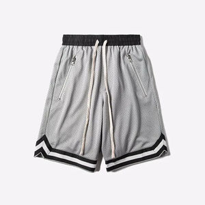 Vêtements de sport de haute qualité avec logo personnalisé, shorts d'entraînement pour hommes en maille de basket-ball avec impression par sublimation en vente de gros - Product Image 5