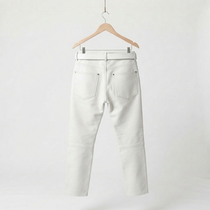 Salopette en cuir blanc pour homme, coupe droite, taille mi-haute, fermeture boutonnée, légère, style urbain - Product Image 3
