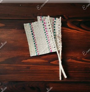 Ventilateur en raphia et bambou de couleur naturelle PankharTraditional Handicraft Natural Bamboo Wood Handheld Fan for Summers Lot de 1 - Product Image 5