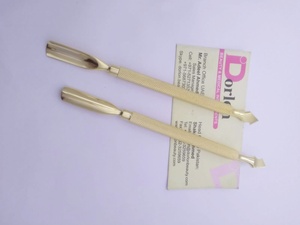 Venta al por mayor de fábrica, empujador de uñas de doble cabeza para cutículas, herramienta para decoración de uñas, empujadores de cuchara, borde afilado, removedor de piel muerta, herramientas de manicura para uñas - Product Image 3