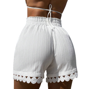 Shorts d'été décontractés pour femmes en coton froissé double gaze, taille haute élastique avec cordon de serrage et bordure en dentelle, respirants, écologiques et à séchage rapide - Product Image 2