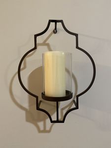 Elegantes candelabros de hierro, iluminación decorativa para mejorar el ambiente interior del hogar con un toque vintage. - Product Image 4