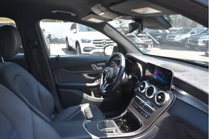 2022 Merce.de s Ben. Z GLC 300 SUV 4MATIC limpio listo para enviar - Product Image 3