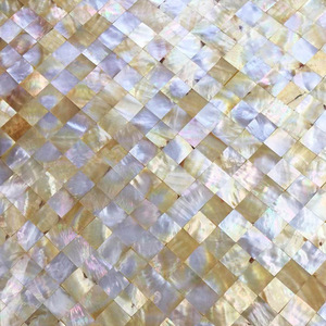 Dalles de marbre carrées dorées en nacre, design de carrelage en coquille de mer sans joint pour l'utilisation au sol des villas - Product Image 4