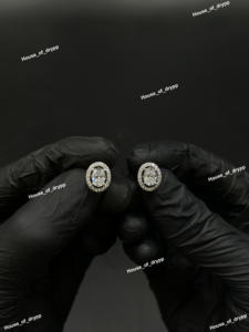 ต่างหูเพชรโมอิสซาไนต์ทรงรีแบบสองในหนึ่งเดียว เงินแท้ 925 ประดับเพชรแบบไอซ์เอาท์ ฮาโล เพฟเซ็ต สไตล์ฮิปฮอป เหมาะสำหรับทั้งชายและหญิง ใส่ไปงานปาร์ตี้ได้ - Product Image 3