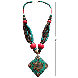 Collar de Moda con Mosaico de Esmeraldas y Esmaltes de Colores - Product Image 3