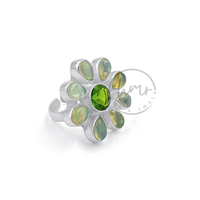 Bague Fleur en Argent Sterling 925 avec Opale de Feu Éthiopienne et Pierre Centrale en Quartz Péridot Vert, Bague Ajustable Bohème en Pierres Précieuses, Bijou