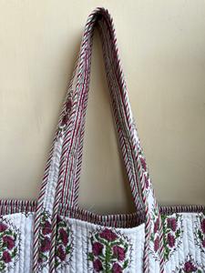 Sac fourre-tout à imprimé floral Sacs fourre-tout de luxe de qualité supérieure fabriqués en Inde Produit par fabricant et exportateur indien - Product Image 2