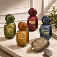 Flacon de parfum en verre de 50 ml en gros, forme galet, style estival coloré, contenant de parfum, chaîne d'approvisionnement prête à l'emploi, vente en gros