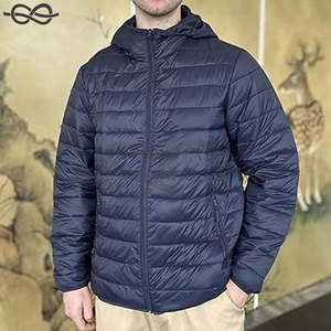 Veste matelassée compressible pour hommes Manteau d'hiver léger à capuche isolé Veste en duvet coupe-vent à fermeture éclair pour temps froid - Product Image 4