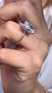 แหวนหมั้นเพชรที่เปล่งประกายเปล่งประกายแวววาว14Kt โกลด์ IGI การตั้งค่ารัศมีหรูหราทันสมัยปรับแต่งได้ตามต้องการสำหรับเป็นของขวัญในห้องปฏิบัติการ - Product Image 3