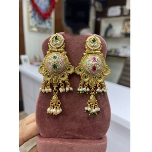 คุณภาพสูงแบบดั้งเดิม Royal rajwadi GLOW jhumka เครื่องประดับทองเหลืองชุบทองสำหรับงานแต่งงานของผู้หญิงและของขวัญ - Product Image 1