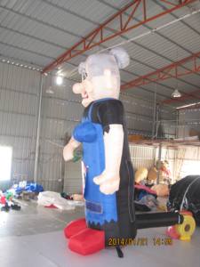 Abraham et Sarah, personnages de dessins animés gonflables, grands-père et grand-mère gonflables en PVC mignons, en provenance des Pays-Bas - Product Image 2