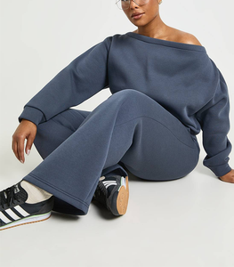 Conjunto Deportivo Holgado de Moda Urbana Estadounidense con Hombros Descubiertos para Mujer, Personalizado con Bordado Esencial y Estampado Puff - Product Image 2
