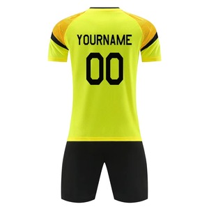 ชุดฟุตบอลแบบยูนิเซ็กซ์ ดีไซน์ใหม่ เสื้อฟุตบอลขายส่ง รับสกรีนโลโก้ทีมด้วยความร้อน ชุดยูนิฟอร์มปรับแต่งได้ 100% - Product Image 6