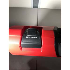 Martillo Combinado Eléctrico TE 70 para Aplicaciones de Perforación - Product Image 1