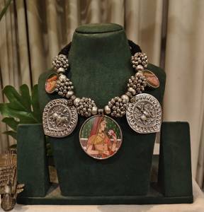 Magnifique ensemble collier et boucles d'oreilles de créateur Paatri Ghungroo Gutchha |   Bijoux en laiton élégants pour mariage, fiançailles et fêtes | - Product Image 6