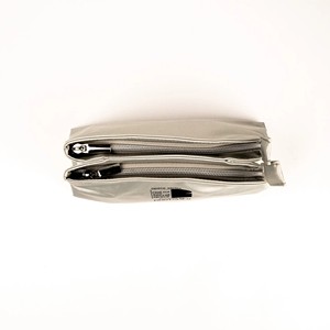 Trousse de toilette en nylon pour femmes à la mode avec fermeture à glissière sécurisée pour cosmétiques - Product Image 5