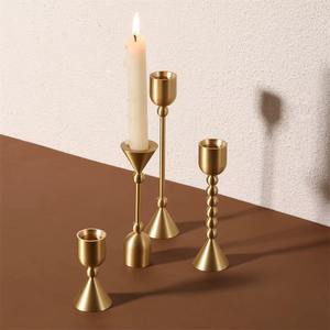 Superbe bougeoir antique en gros avec un look élégant et élégant avec un artisanat exquis et des matériaux de haute qualité - Product Image 5