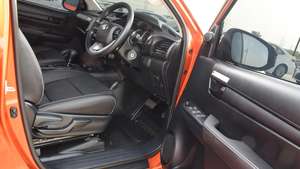 LISTO PARA ENVIAR, TO-YO-TA HI-LU-X GR SPORTS 2024 CON VOLANTE A LA DERECHA - Product Image 5