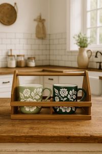 Ensemble de plateaux à tasses en bois moderne et durable, organisateur de boissons de luxe en bois massif, pièce essentielle et élégante pour l'accueil, présentoir de cuisine et salle à manger - Product Image 3