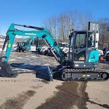 Mini-excavatrice SWE60UF d'occasion de qualité supérieure, 4 tonnes, moteur, boîte de vitesses, pompe de haute qualité, modèle 2023, efficace, à vendre - Product Image 4