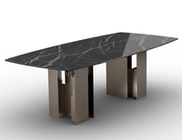 Table à manger pliable de qualité supérieure exclusive, plateau en marbre, 100% fabriquée en Italie, design contemporain, mobilier d'extérieur pour villa et hôtel